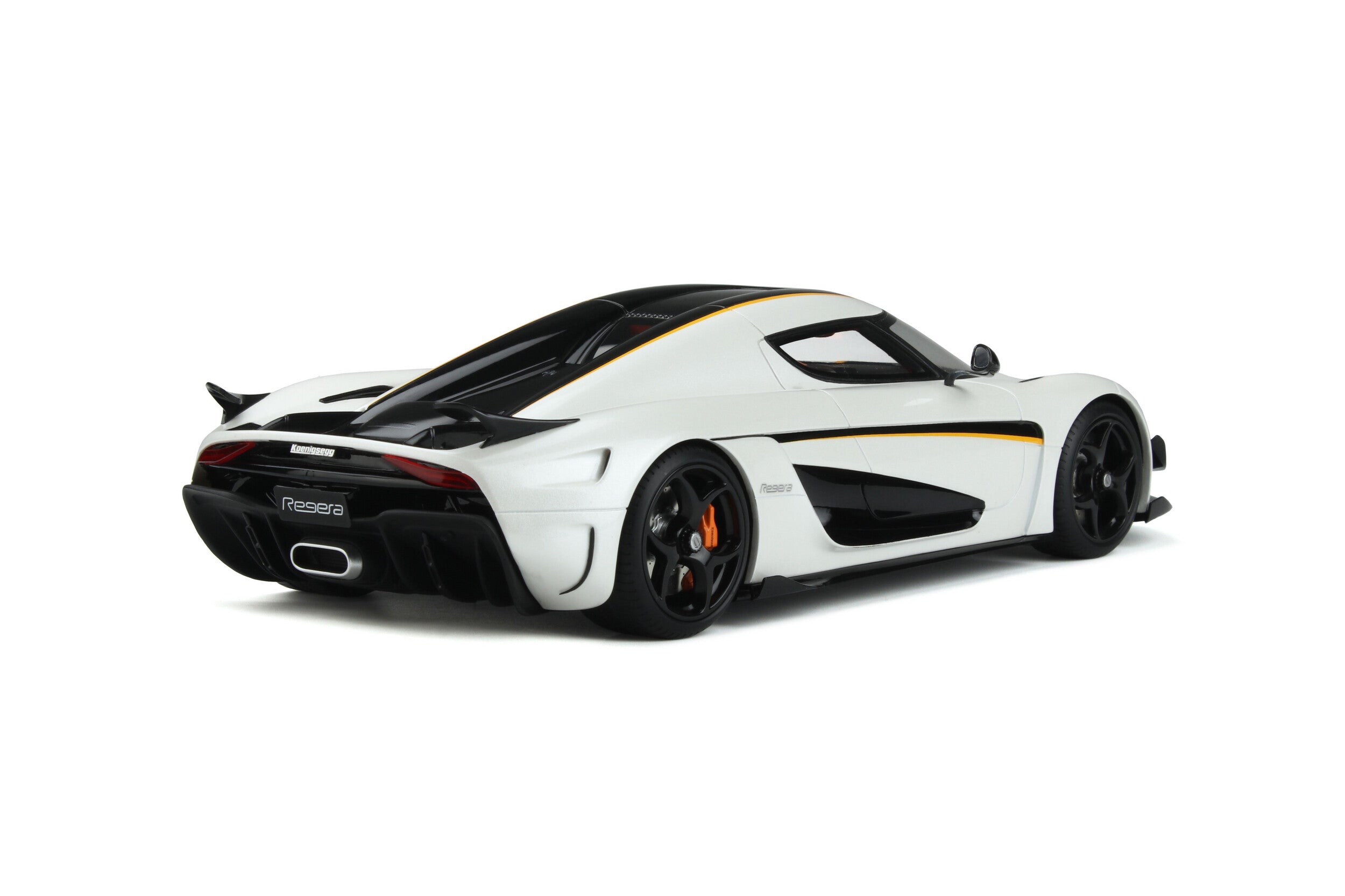 Koenigsegg Regrera Record White 2023 1:18 scale model car - GT Spirit
