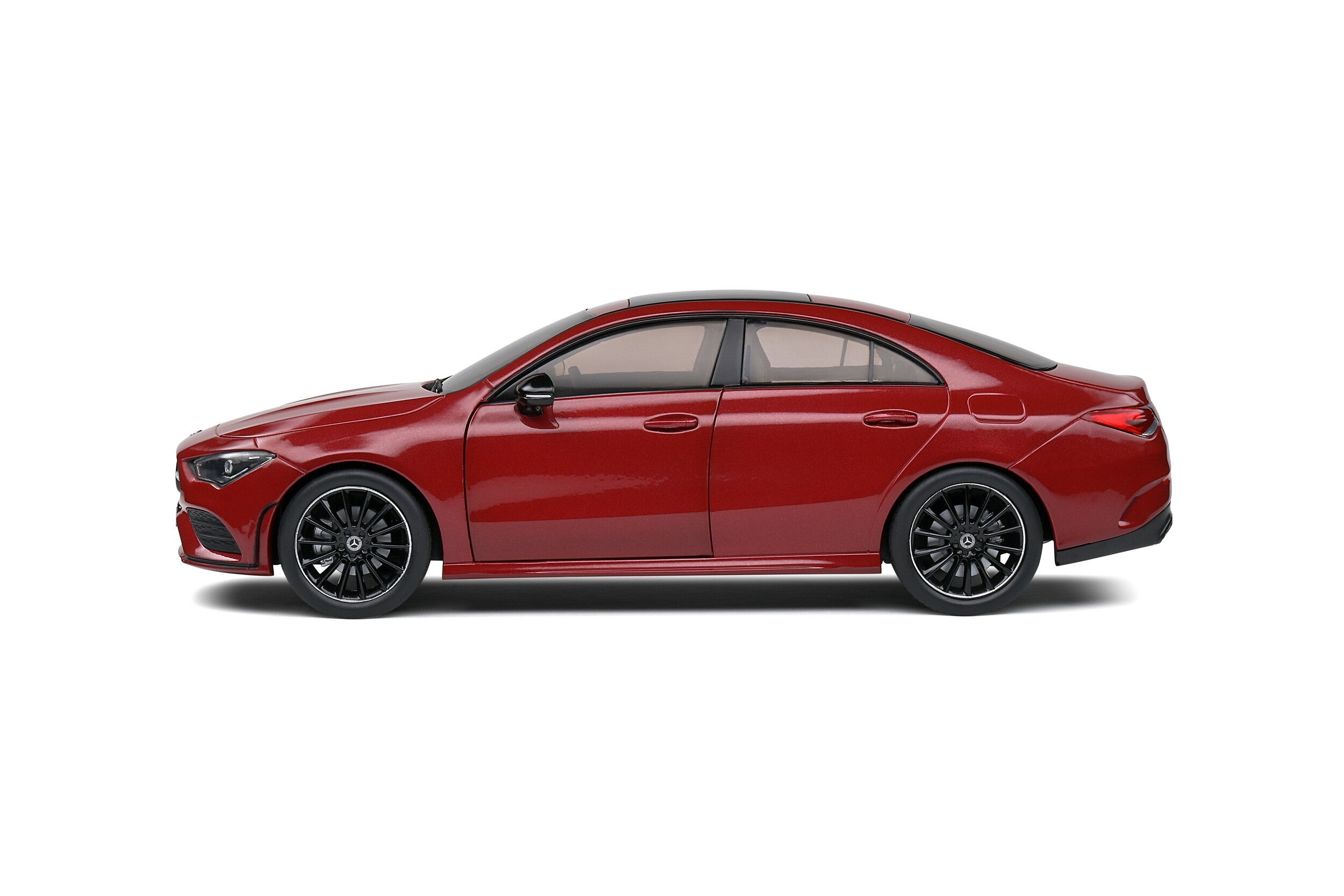 Mercedes Benz CLA C118 Coupe AMG Line - Rouge Patagonie - 2019 1:18 scale model car