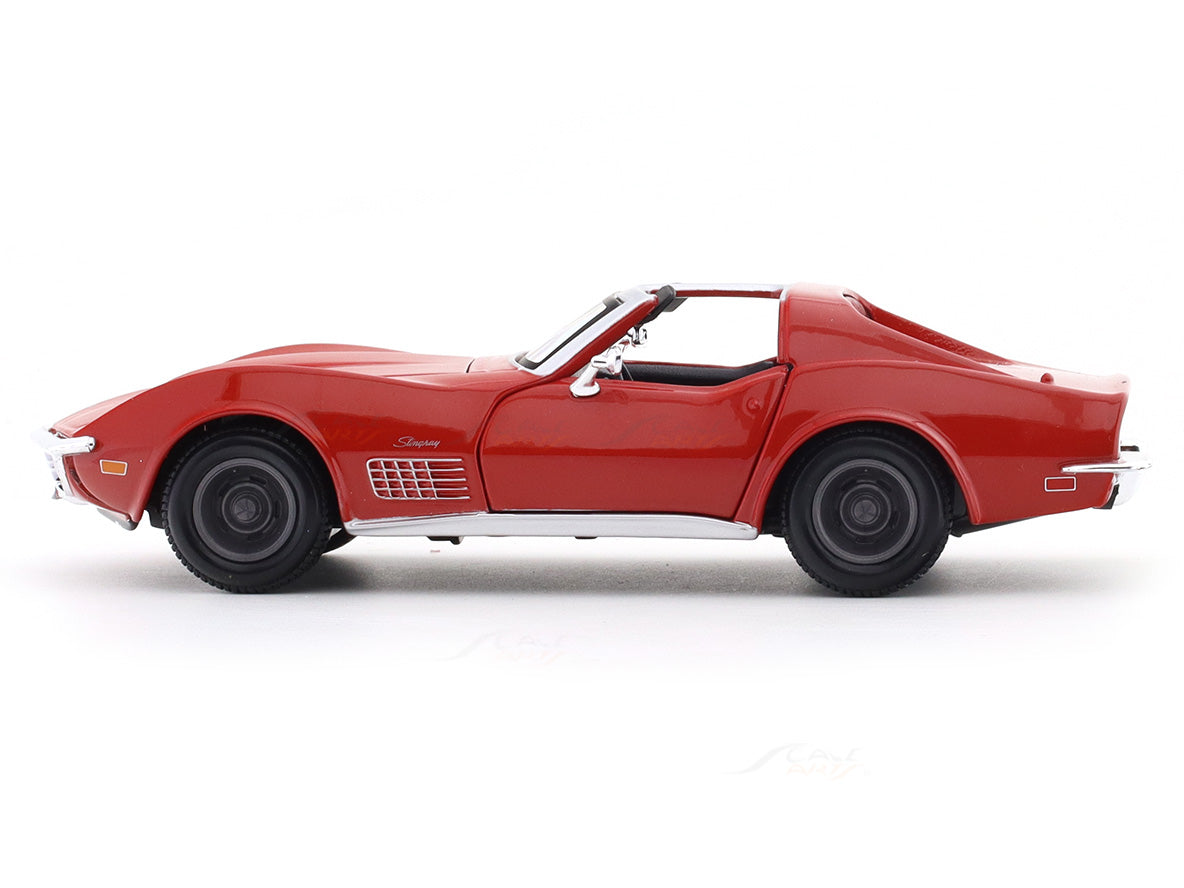 1970 Chevrolet Corvette red 1:24 Maisto licensed diecast Scale Model car collectible