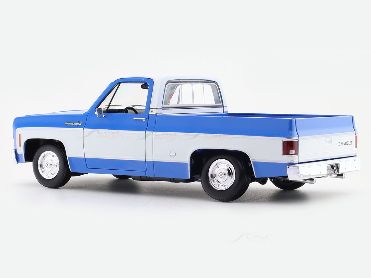 1974 Chevrolet Cheyenne Super C-10 blue 1:18 Maisto licensed diecast scale model collectible