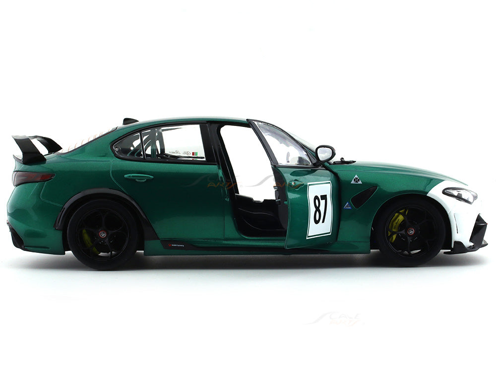 2021 Alfa Romeo Giulia GTA #87 Hommage Nurburgring 1:18 Solido diecast Scale Model collectible