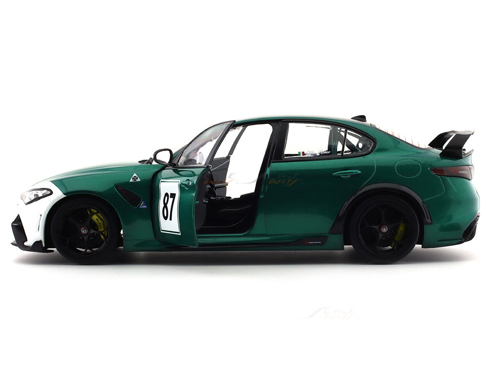 2021 Alfa Romeo Giulia GTA #87 Hommage Nurburgring 1:18 Solido diecast Scale Model collectible