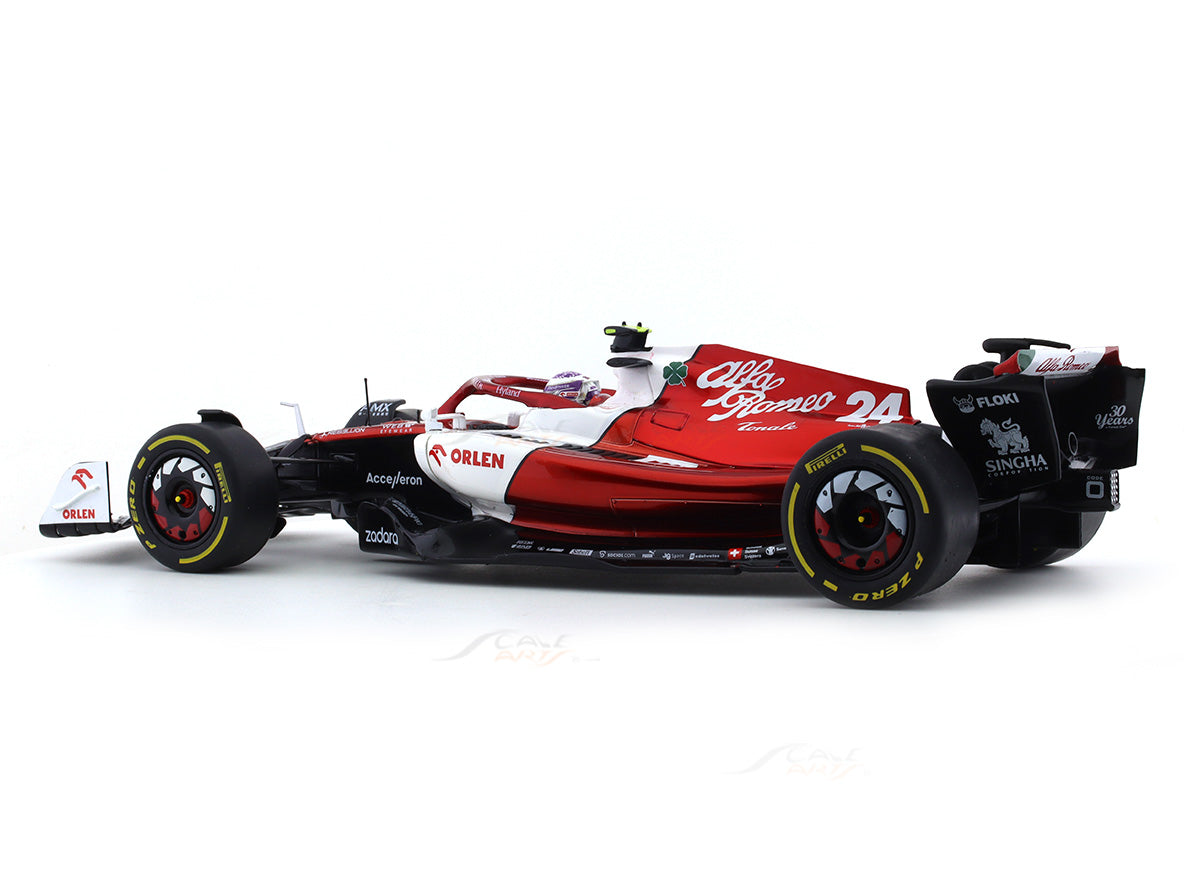 2022 Alfa-Romeo C42 #24 Zhou Guanyu 1:18 diecast scale model car collectible