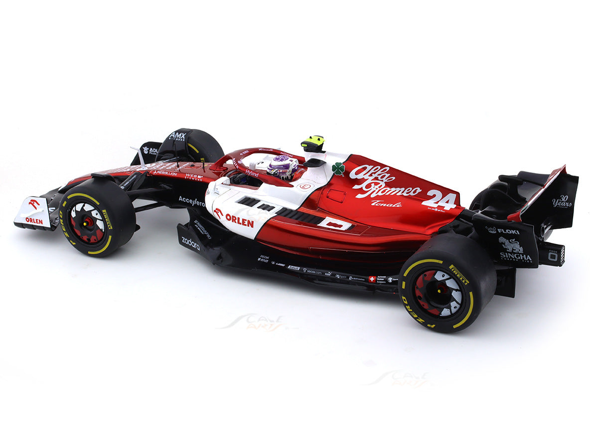 2022 Alfa-Romeo C42 #24 Zhou Guanyu 1:18 diecast scale model car collectible