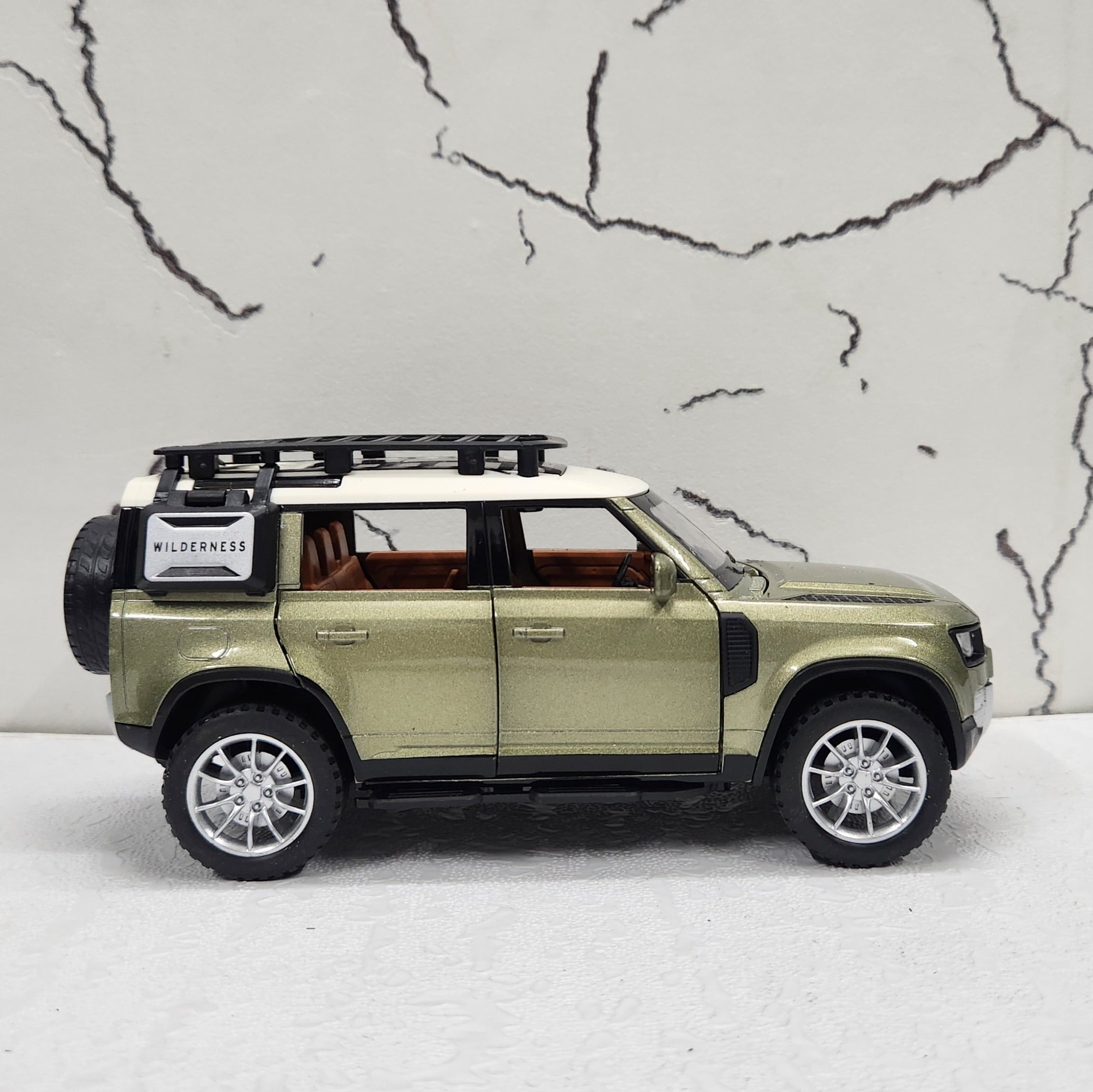 Defender Metal Diecast Car