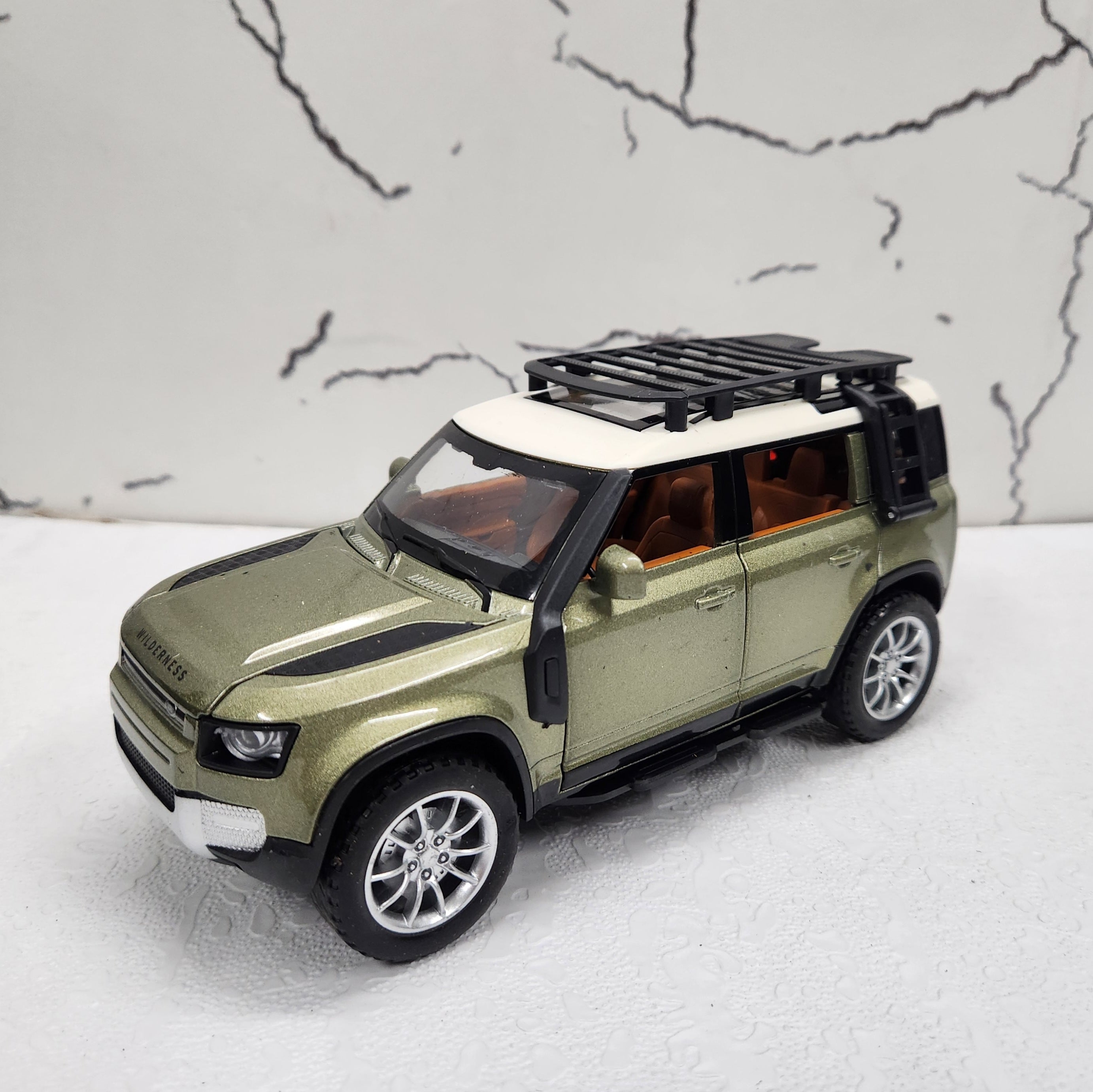 Defender Metal Diecast Car