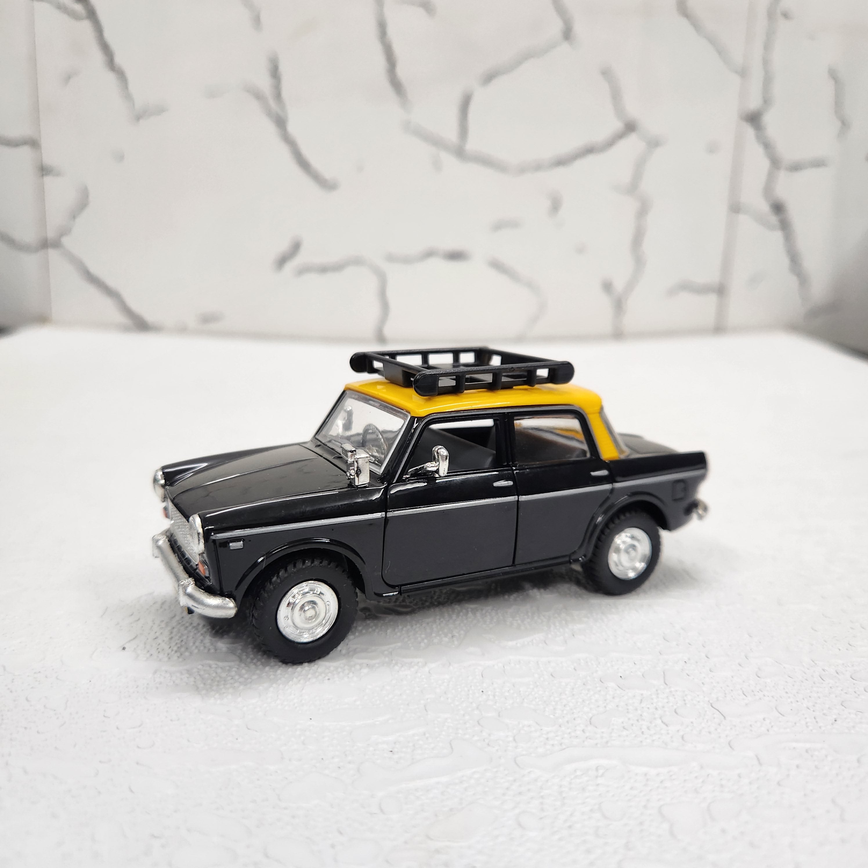 Mumbai Taxi Model Car