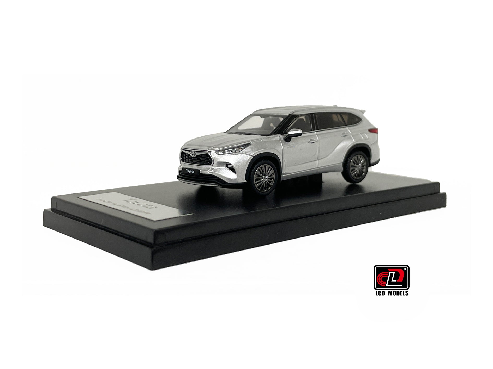 Toyota HighLander White 1:64 scale model car - LCD models