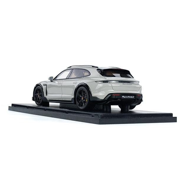 Porsche Taycan Turbo S Cross Turismo 1:18 Resin scale model car - GT Spirit