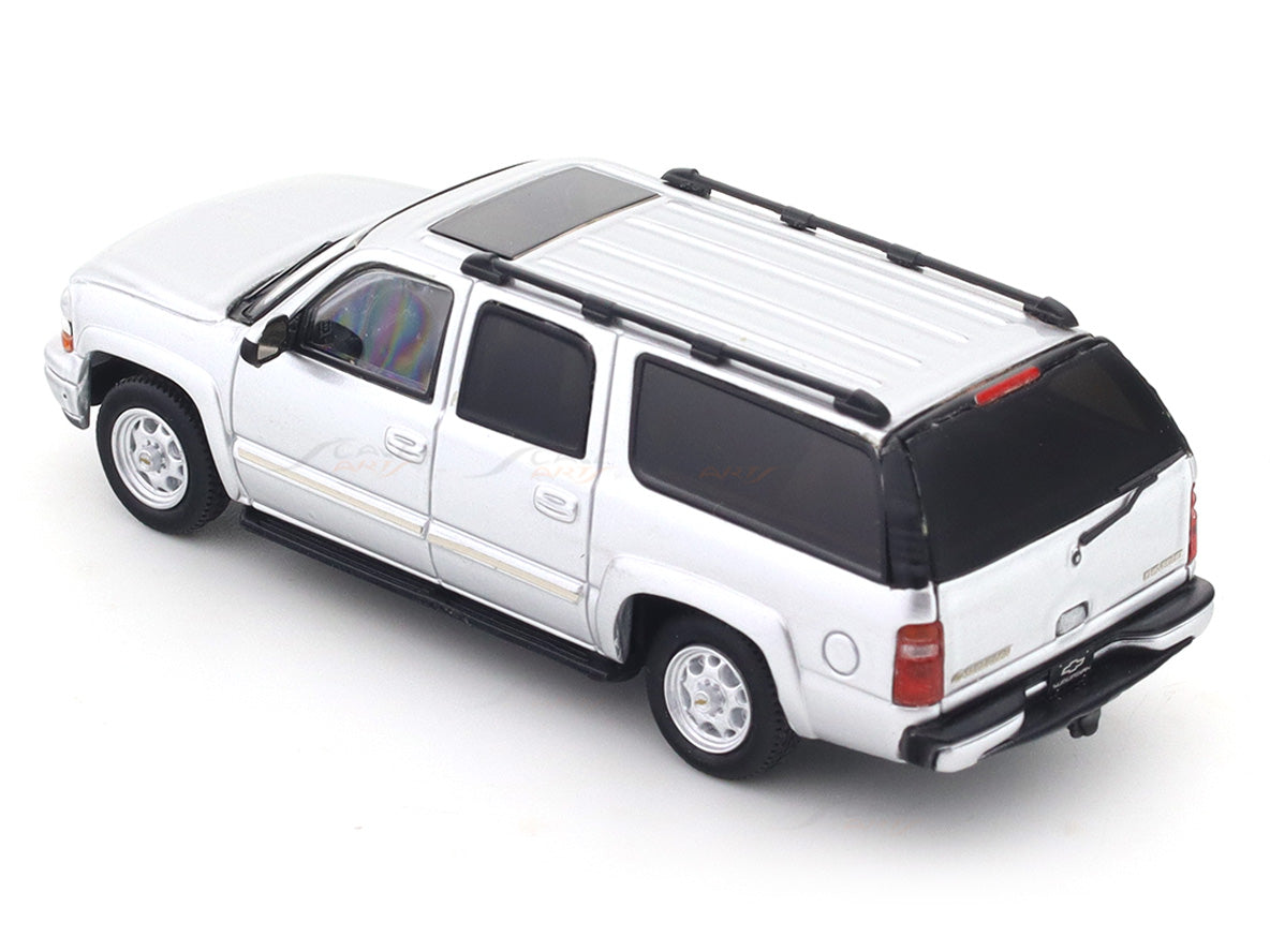 Chevrolet Suburban silver 1:64 MK Miniatures diecast scale model car collectible