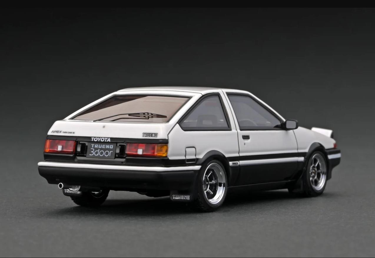Toyota Sprinter Trueno 3Dr GT Apex 1:43 scale model car - Ignition model
