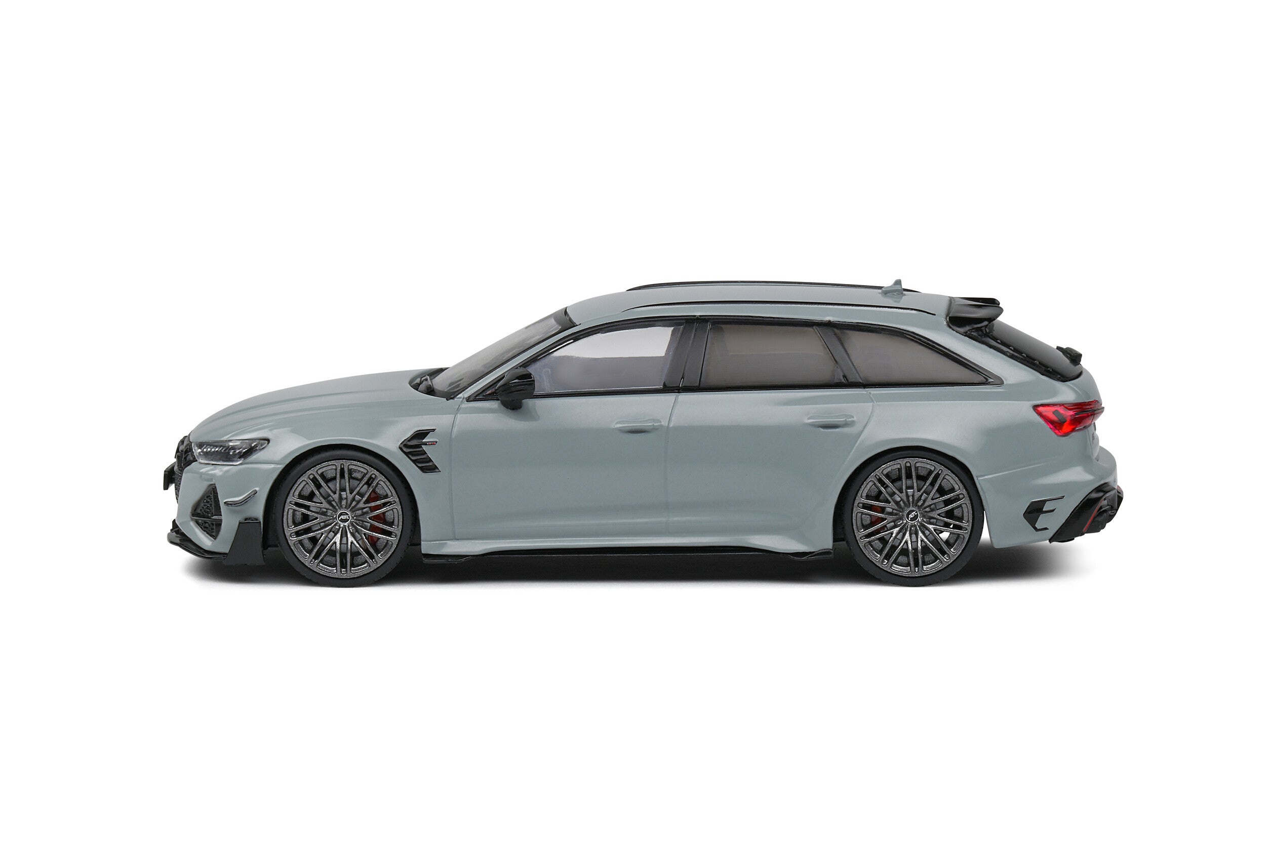 Audi RS6-R Nardo Grey 1:43 scale model car