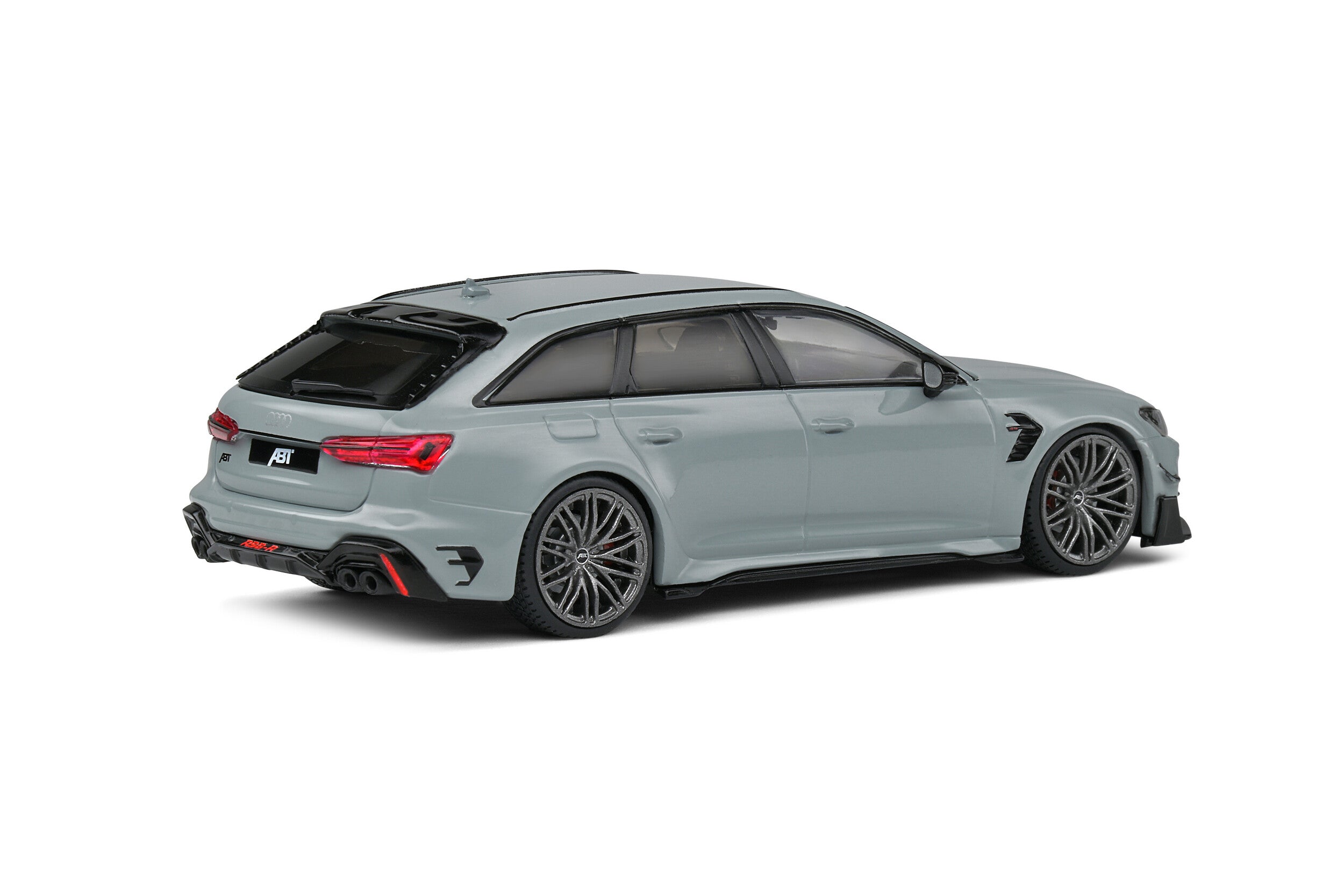 Audi RS6-R Nardo Grey 1:43 scale model car