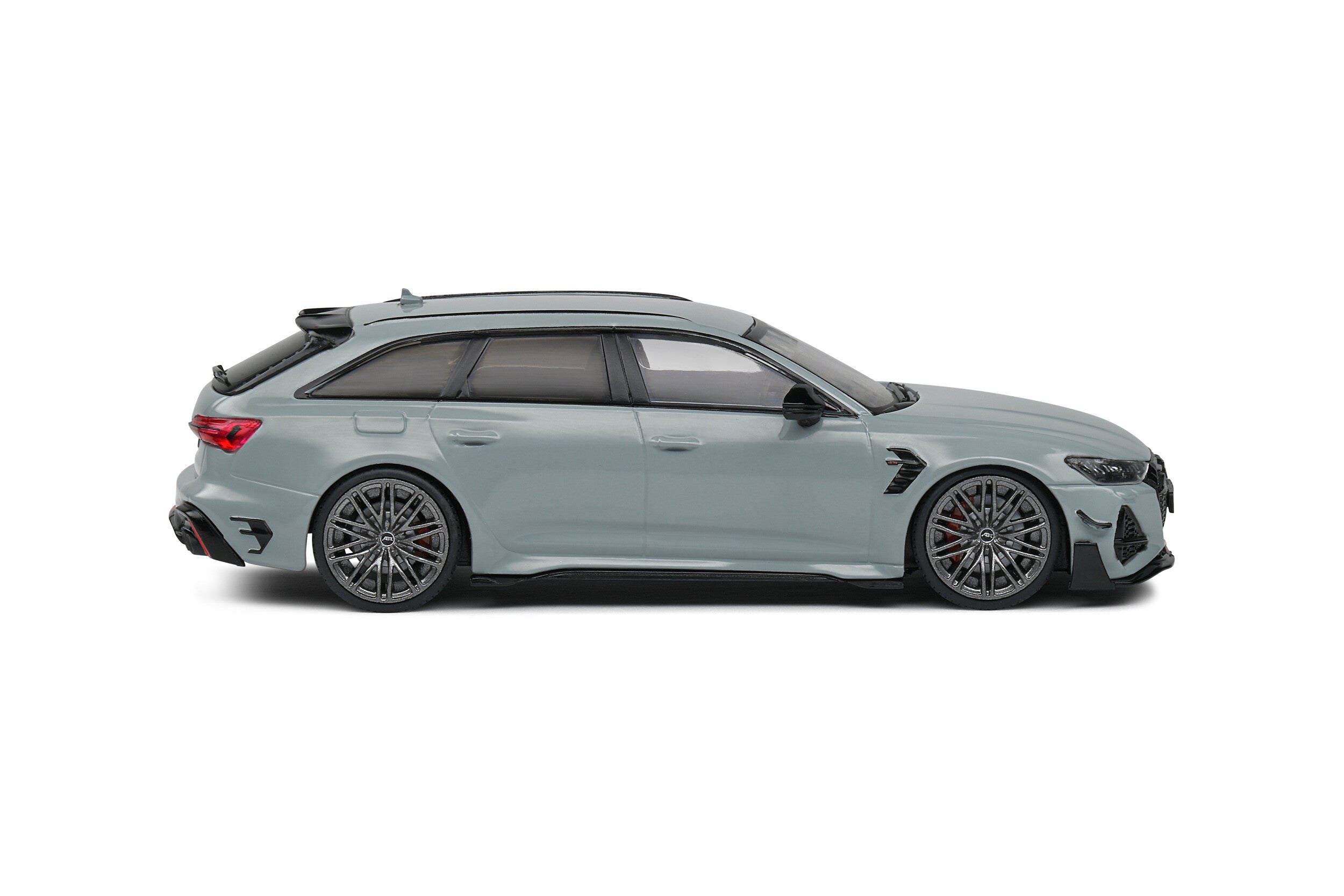 Audi RS6-R Nardo Grey 1:43 scale model car