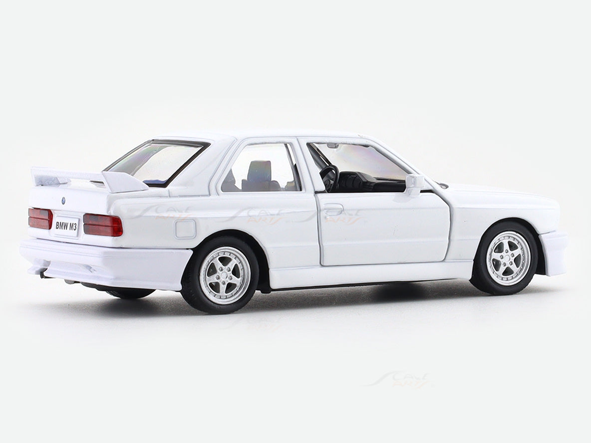 BMW M3 E30 White 1:33-42 RMZ City licensed pull back car scale model