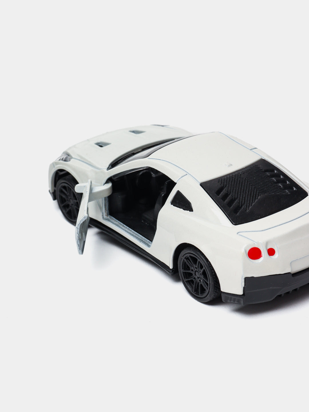 Nissan GTR R35 1:43 diecast car