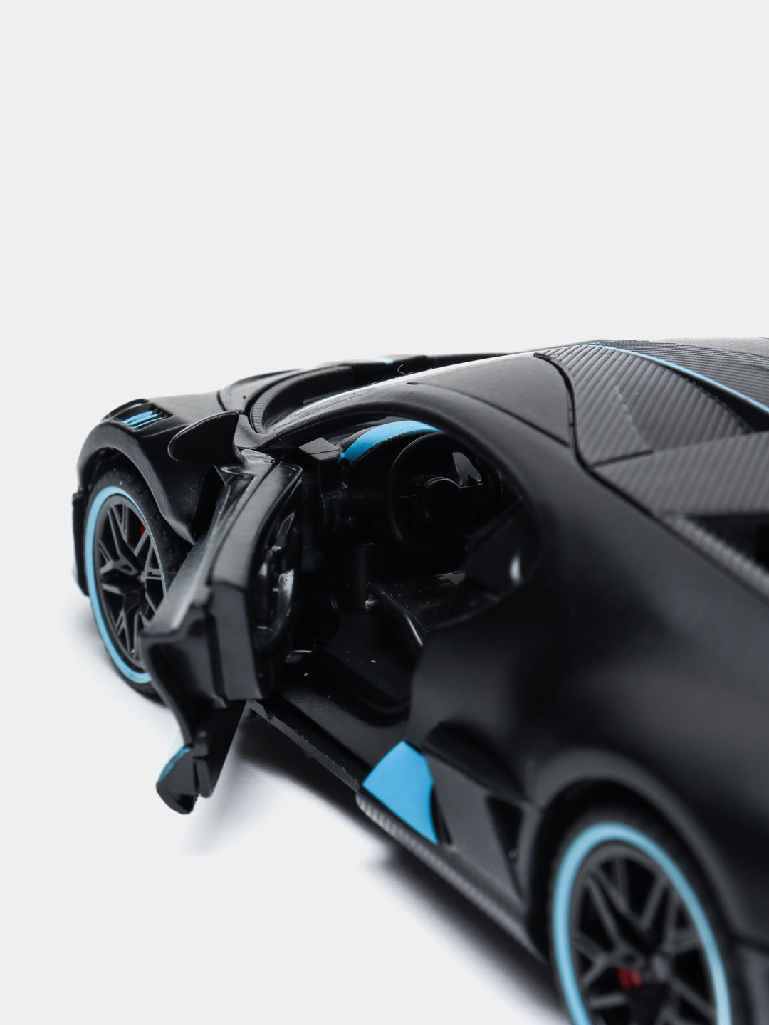 Bugatti divo 1:32 Collectible Metal Car Model