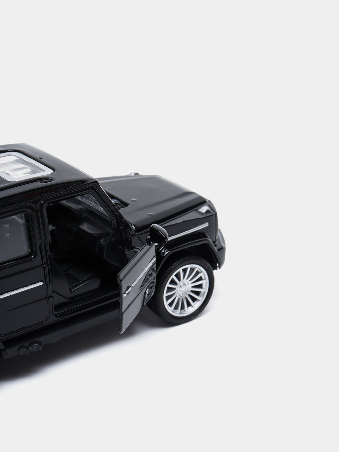 Mercedes Gwagon 1:43 diecast car BLACK