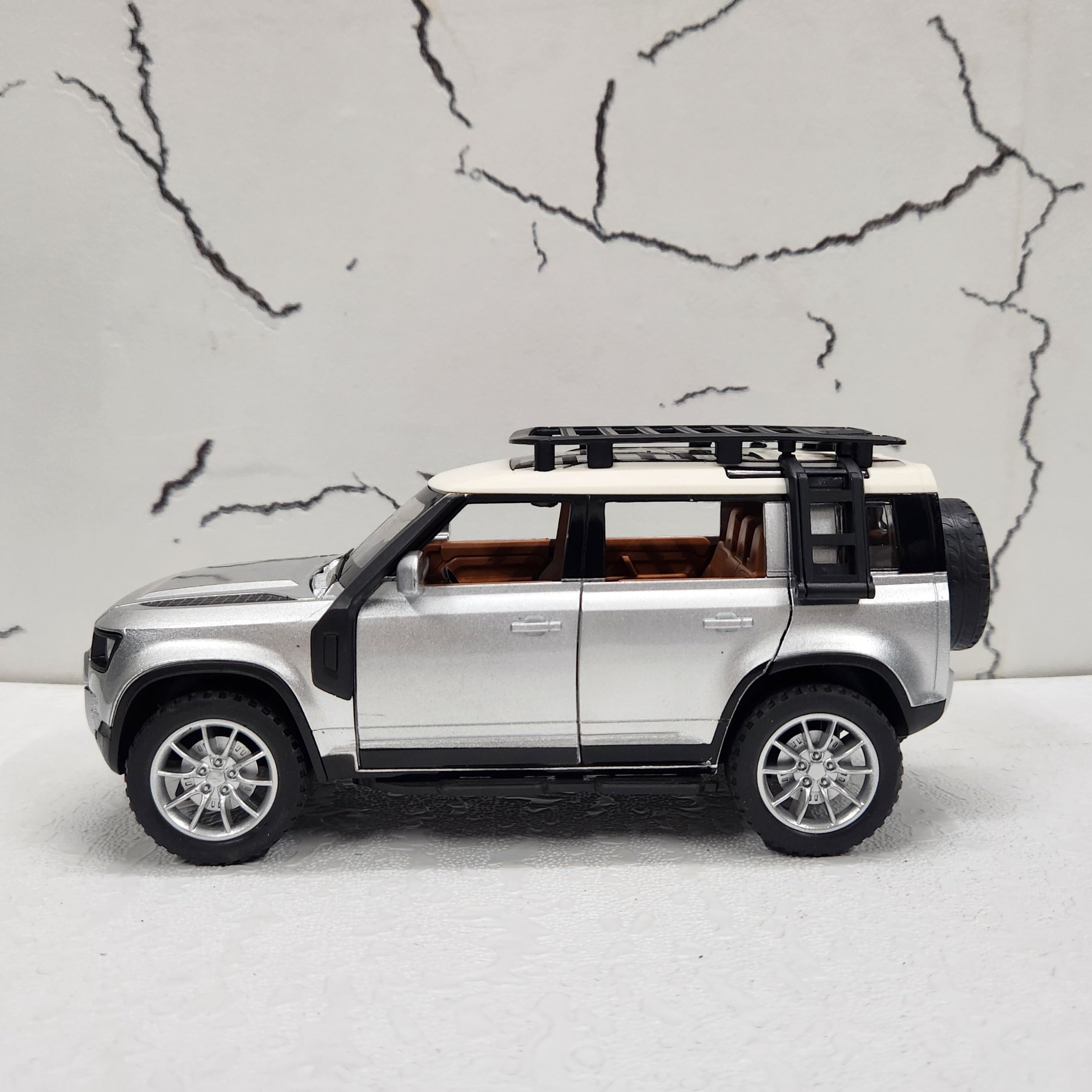 Defender Metal Diecast Car