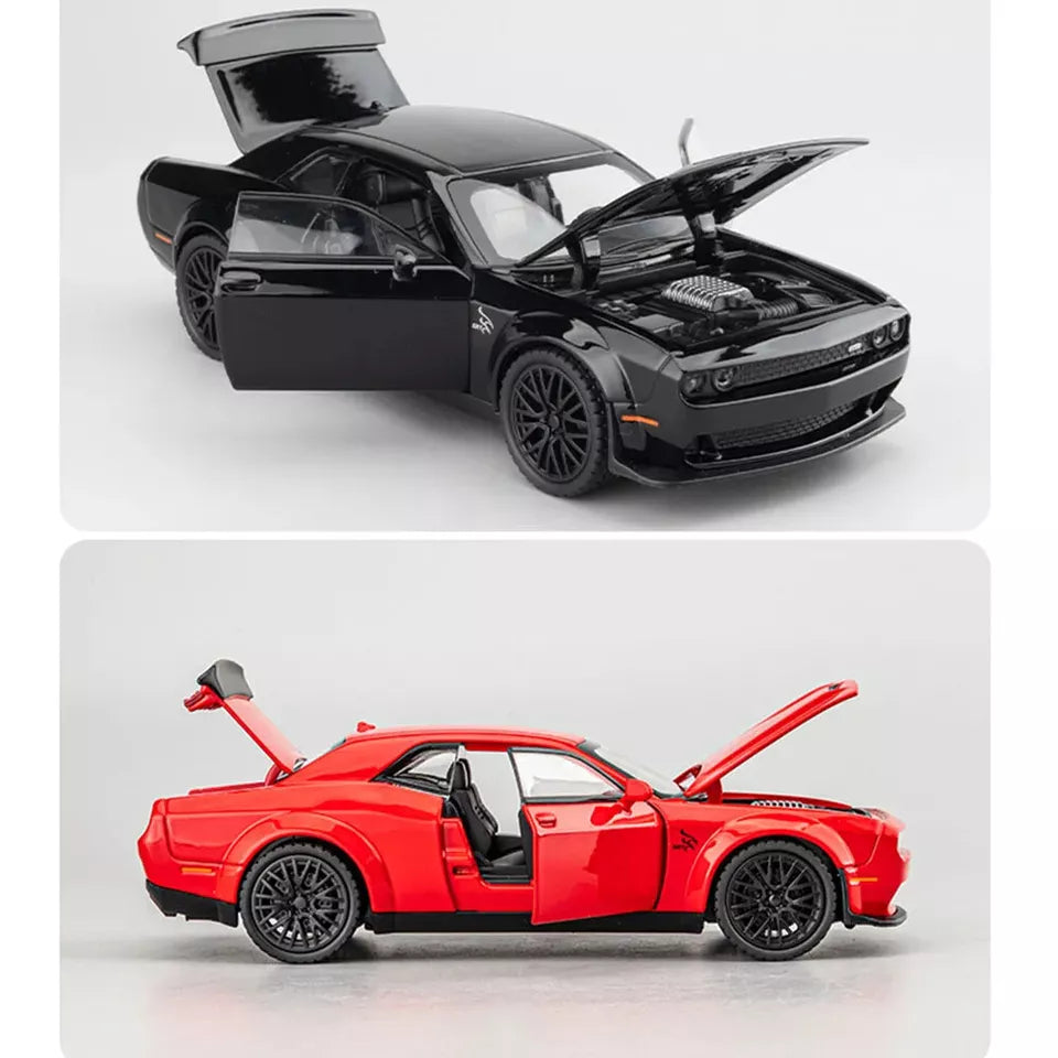 Dodge Challenger SRT Metal Diecast Car 1:32 (15x6 cm)